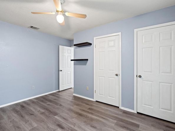 13108 Lamplight Village Ave, Austin TX 78727