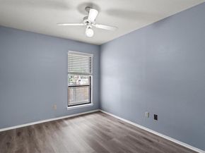 13108 Lamplight Village Ave, Austin TX 78727
