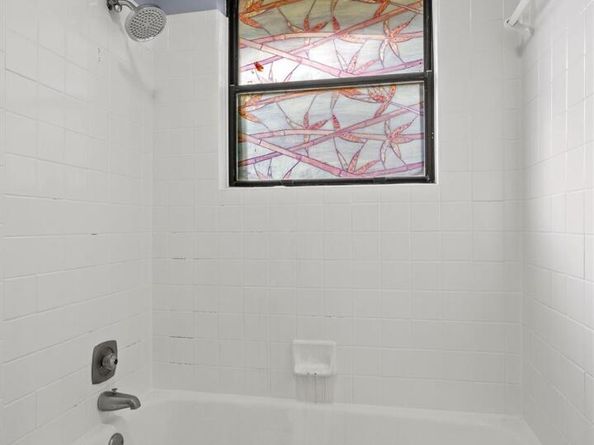 13108 Lamplight Village Ave, Austin TX 78727
