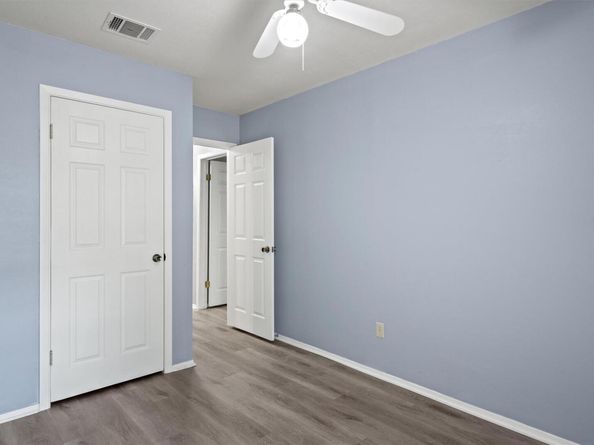 13108 Lamplight Village Ave, Austin TX 78727