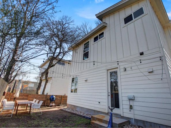 2512 Wheless LN 5, Austin TX 78723