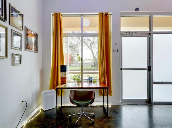 2401 E 6th ST 5068, Austin TX 78702