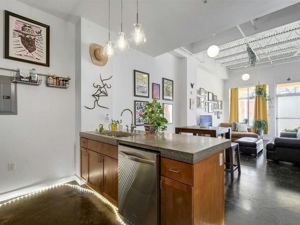 2401 E 6th ST 5068, Austin TX 78702