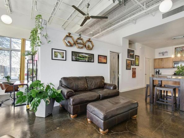 2401 E 6th ST 5068, Austin TX 78702