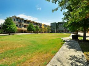 2401 E 6th ST 5068, Austin TX 78702