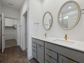 141 Parryi CV, Leander TX 78641