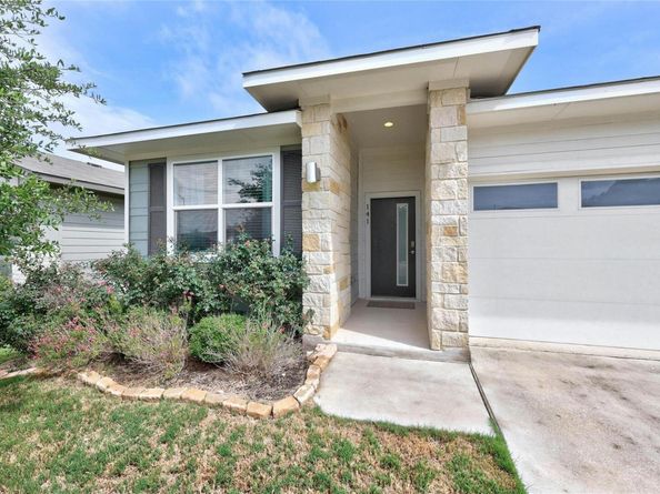 141 Parryi CV, Leander TX 78641