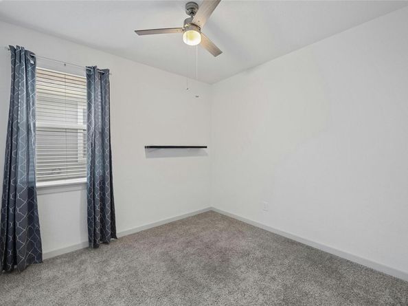141 Parryi CV, Leander TX 78641