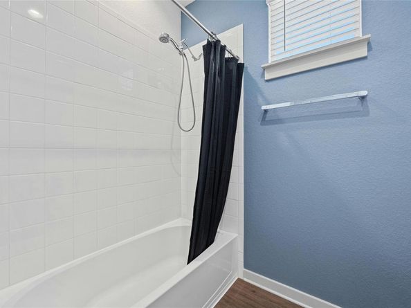141 Parryi CV, Leander TX 78641