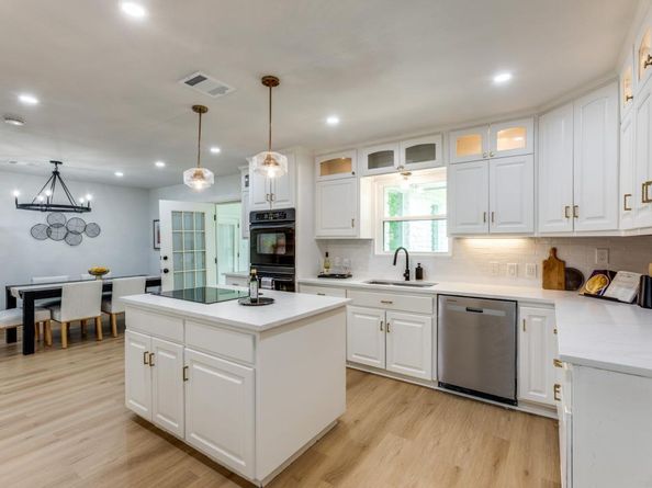 606 Lilac DR, Round Rock TX 78664