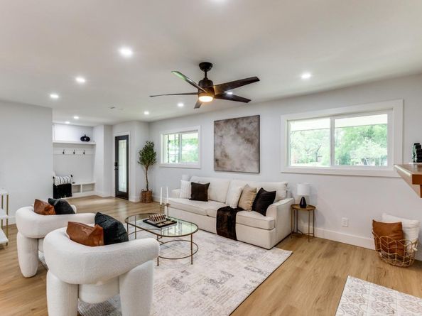 606 Lilac DR, Round Rock TX 78664