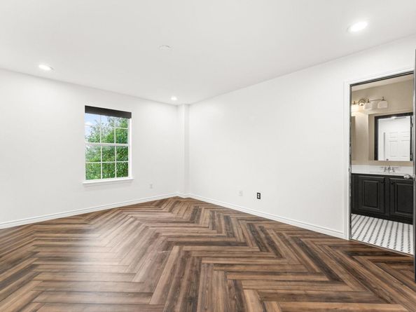 13300 Country Lake DR, Austin TX 78732