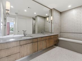 1010 W 10th ST 203, Austin TX 78703