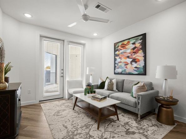 6324 N Lamar BLVD 419, Austin TX 78752