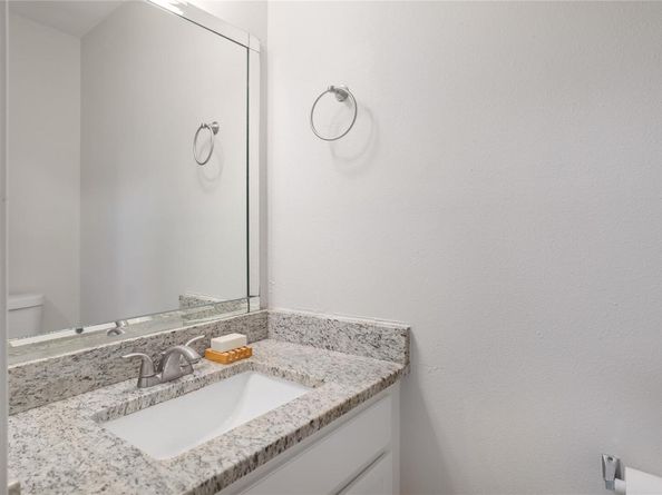 11404 Walnut Ridge DR 4, Austin TX 78753