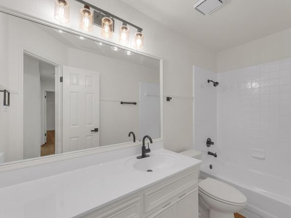 1108 Pecan Creek DR, Pflugerville TX 78660