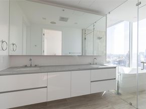 313 W 17th ST 2007, Austin TX 78701