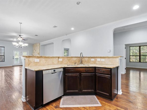 7613 Brecourt Manor WAY, Austin TX 78739