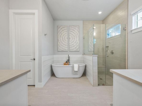 11112 Zimmerman LN 24, Austin TX 78726