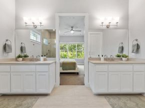 11112 Zimmerman LN 24, Austin TX 78726