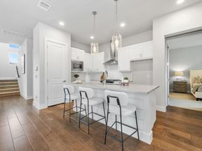11112 Zimmerman LN 24, Austin TX 78726