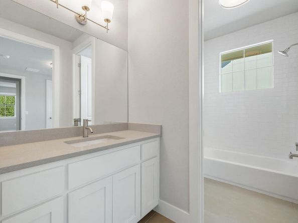 11112 Zimmerman LN 24, Austin TX 78726