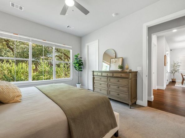 11112 Zimmerman LN 24, Austin TX 78726