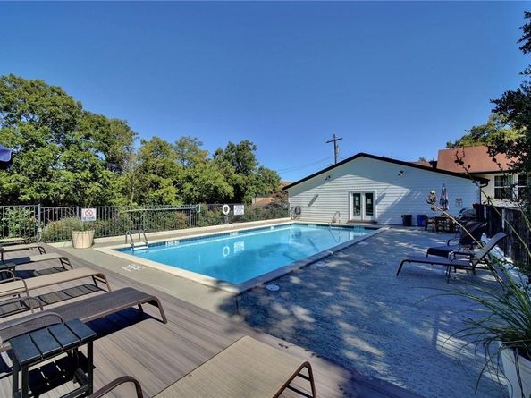 901 E Oltorf ST 201, Austin TX 78704