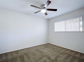 901 E Oltorf ST 201, Austin TX 78704