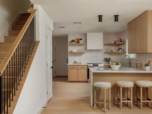 8708 Collingwood DR, Austin TX 78748