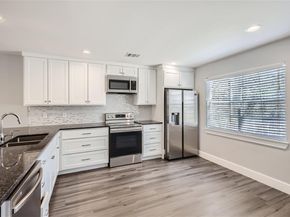 1830 River Crossing CIR D, Austin TX 78741
