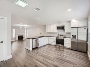 1830 River Crossing CIR D, Austin TX 78741