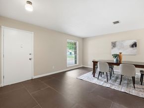 9907 Oak Hollow DR, Austin TX 78758