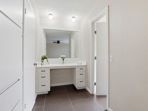 9907 Oak Hollow DR, Austin TX 78758