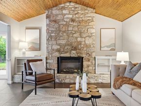 9907 Oak Hollow DR, Austin TX 78758