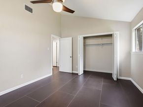 9907 Oak Hollow DR, Austin TX 78758