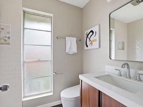 9907 Oak Hollow DR, Austin TX 78758