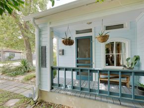 2102 E 17th ST, Austin TX 78702