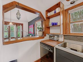 2102 E 17th ST, Austin TX 78702