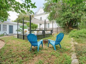2102 E 17th ST, Austin TX 78702