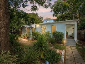 2102 E 17th ST, Austin TX 78702