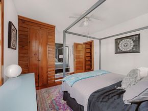 2102 E 17th ST, Austin TX 78702