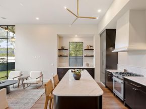 4414 Banister LN 2, Austin TX 78745