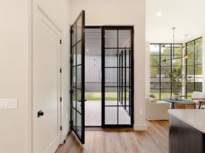 4414 Banister LN 2, Austin TX 78745