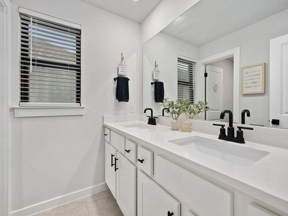 617 Pecan Bottom TRL, Georgetown TX 78628