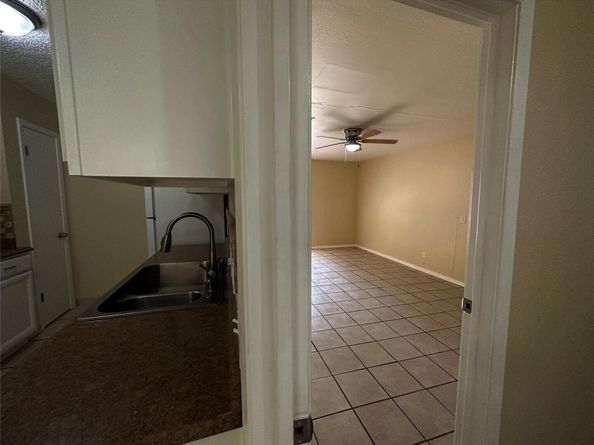 6407 Moonglow DR, Austin TX 78724