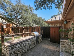 7702 Pleasant Meadow CIR, Austin TX 78731