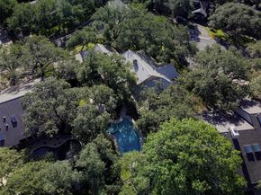 7702 Pleasant Meadow CIR, Austin TX 78731