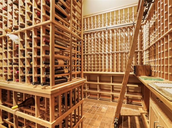 7702 Pleasant Meadow CIR, Austin TX 78731