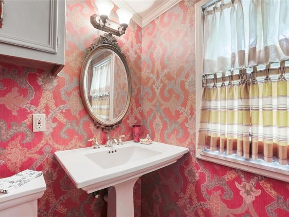 7702 Pleasant Meadow CIR, Austin TX 78731